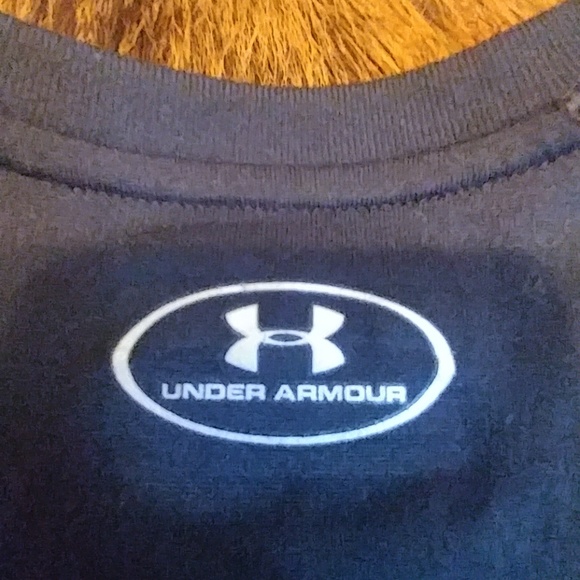 Under Armour long sleeve shirt - Picture 5 of 5